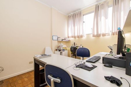 Apartamento à venda com 140m², 5 quartos e sem vaga