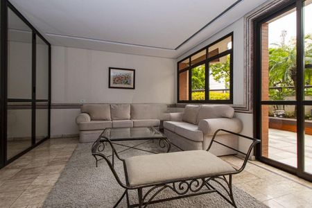 Apartamento à venda com 216m², 4 quartos e 3 vagas