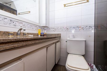 Apartamento à venda com 216m², 4 quartos e 3 vagas