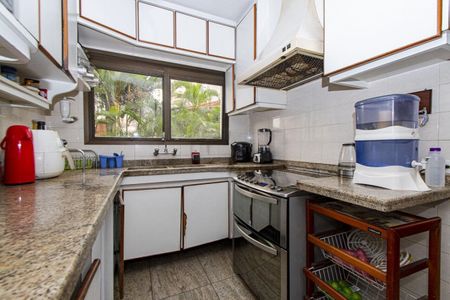 Apartamento à venda com 216m², 4 quartos e 3 vagas