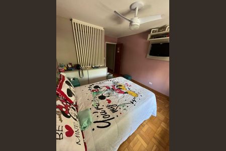 Casa à venda com 240m², 3 quartos e 2 vagas