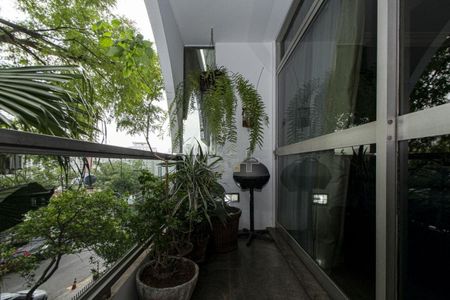 Apartamento à venda com 250m², 4 quartos e 3 vagas