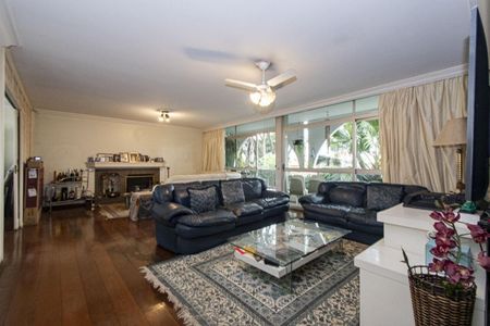 Apartamento à venda com 250m², 4 quartos e 3 vagas