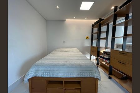 Studio à venda com 36m², 1 quarto e 1 vaga Studio à venda com 36m², 1 quarto e 1 vagaStudio