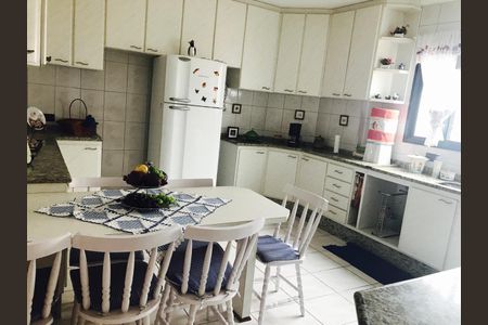 Apartamento para alugar com 120m², 3 quartos e 1 vagaCozinha