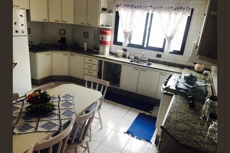 Apartamento para alugar com 120m², 3 quartos e 1 vagaCozinha 
