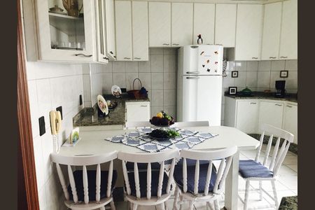 Apartamento para alugar com 120m², 3 quartos e 1 vagaCozinha 