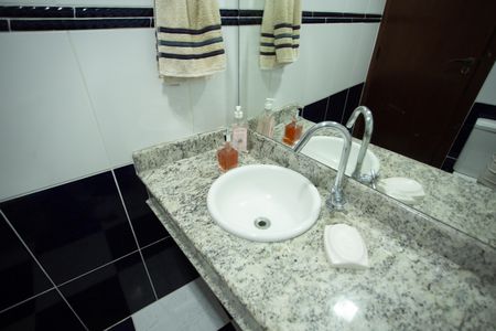 Casa à venda com 130m², 3 quartos e 4 vagasLavabo da Sala