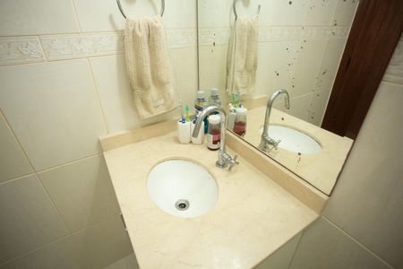 Casa à venda com 130m², 3 quartos e 4 vagasBanheiro do Quarto 3