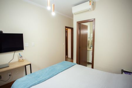 Casa à venda com 130m², 3 quartos e 4 vagasQuarto 3