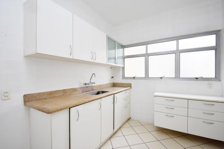Apartamento à venda com 173m², 3 quartos e 1 vaga Apartamento à venda com 173m², 3 quartos e 1 vagaCozinha