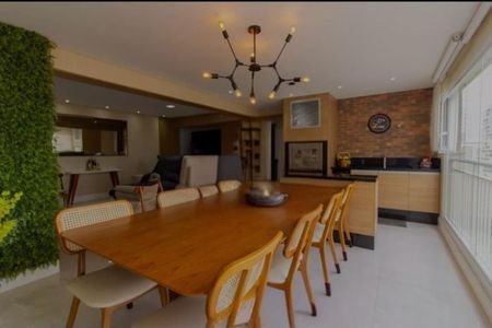 Apartamento à venda com 136m², 3 quartos e 3 vagas