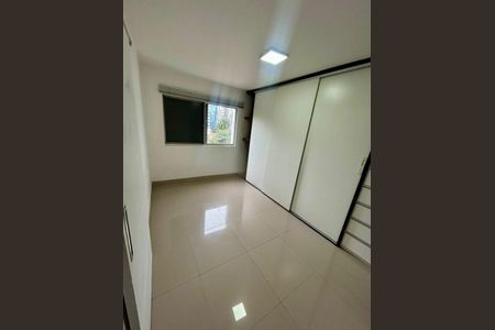 Apartamento à venda com 72m², 2 quartos e 1 vaga