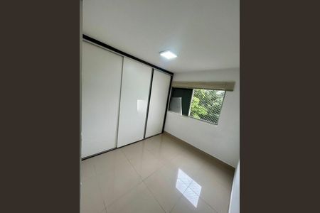 Apartamento à venda com 72m², 2 quartos e 1 vaga