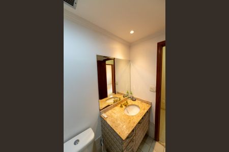 Apartamento à venda com 68m², 2 quartos e 2 vagasBanheiro