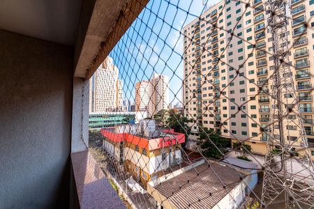 Apartamento à venda com 68m², 2 quartos e 2 vagasVaranda da sala