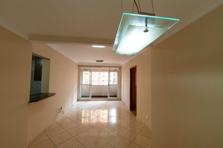 Apartamento à venda com 68m², 2 quartos e 2 vagasSala