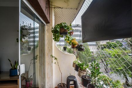 Apartamento à venda com 75m², 2 quartos e 2 vagas Apartamento à venda com 75m², 2 quartos e 2 vagasVaranda da Sala