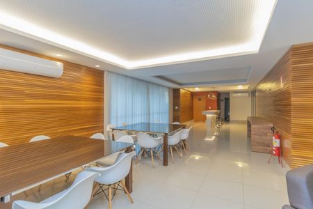 Apartamento à venda com 155m², 4 quartos e 3 vagas Apartamento à venda com 155m², 4 quartos e 3 vagasÁrea comum