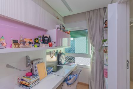 Apartamento à venda com 155m², 4 quartos e 3 vagas Apartamento à venda com 155m², 4 quartos e 3 vagasSuíte 3