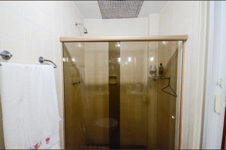 Apartamento à venda com 119m², 3 quartos e 1 vaga Apartamento à venda com 119m², 3 quartos e 1 vagaBanheiro da Suíte