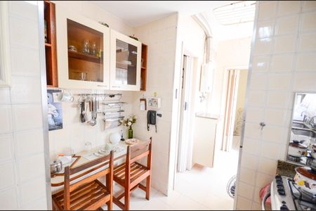 Apartamento à venda com 119m², 3 quartos e 1 vaga Apartamento à venda com 119m², 3 quartos e 1 vagaCozinha