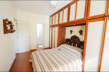 Apartamento à venda com 119m², 3 quartos e 1 vaga Apartamento à venda com 119m², 3 quartos e 1 vagaSuíte