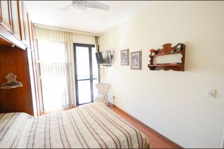 Apartamento à venda com 119m², 3 quartos e 1 vaga Apartamento à venda com 119m², 3 quartos e 1 vagaSuíte