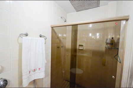 Apartamento à venda com 119m², 3 quartos e 1 vaga Apartamento à venda com 119m², 3 quartos e 1 vagaBanheiro da Suíte