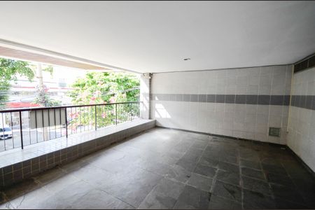 Apartamento à venda com 119m², 3 quartos e 1 vaga Apartamento à venda com 119m², 3 quartos e 1 vagaÁrea comum - Playground