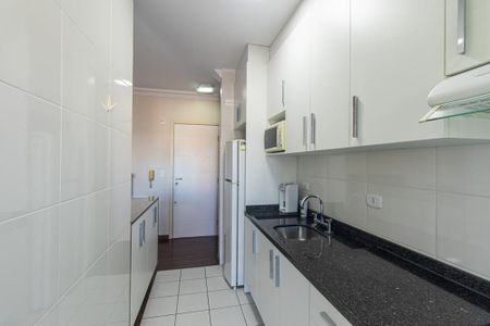Apartamento para alugar com 59m², 2 quartos e 2 vagas Apartamento para alugar com 59m², 2 quartos e 2 vagasCozinha