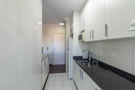 Apartamento para alugar com 59m², 2 quartos e 2 vagas Apartamento para alugar com 59m², 2 quartos e 2 vagasCozinha