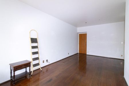 Apartamento à venda com 98m², 3 quartos e 1 vaga Apartamento à venda com 98m², 3 quartos e 1 vagaSala