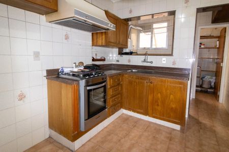 Apartamento à venda com 98m², 3 quartos e 1 vaga Apartamento à venda com 98m², 3 quartos e 1 vagaCozinha