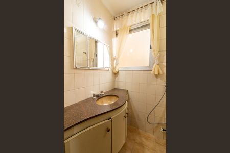 Apartamento à venda com 98m², 3 quartos e 1 vaga Apartamento à venda com 98m², 3 quartos e 1 vagaBanheiro da Suíte