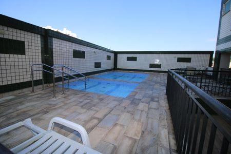 Apartamento à venda com 98m², 3 quartos e 2 vagasÁrea comum - Piscina