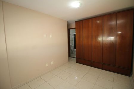 Apartamento à venda com 98m², 3 quartos e 2 vagasSuíte