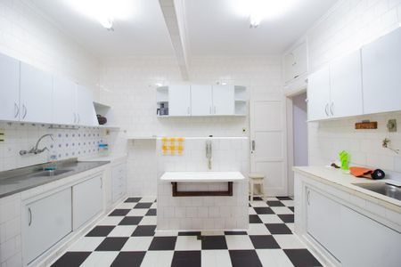 Apartamento à venda com 293m², 3 quartos e sem vaga Apartamento à venda com 293m², 3 quartos e sem vagaCozinha