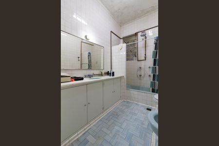 Apartamento à venda com 293m², 3 quartos e sem vaga Apartamento à venda com 293m², 3 quartos e sem vagaBanheiro social 2