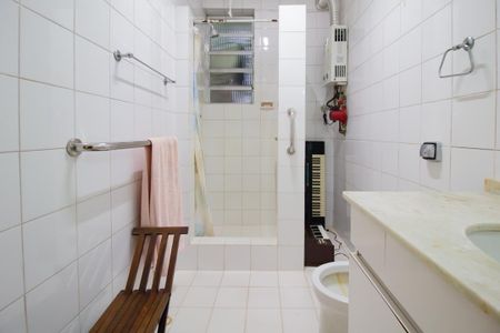 Apartamento à venda com 293m², 3 quartos e sem vaga Apartamento à venda com 293m², 3 quartos e sem vagaBanheiro social 1