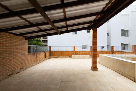 Apartamento à venda com 293m², 3 quartos e sem vaga Apartamento à venda com 293m², 3 quartos e sem vagaCobertura