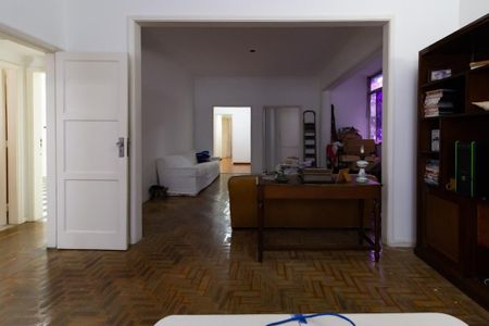 Apartamento à venda com 293m², 3 quartos e sem vaga Apartamento à venda com 293m², 3 quartos e sem vagaSala