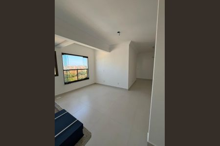 Apartamento para alugar com 60m², 2 quartos e 2 vagasSala