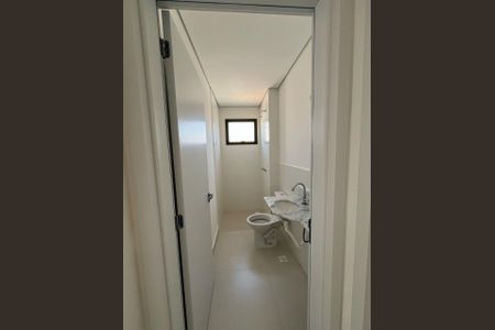 Apartamento para alugar com 60m², 2 quartos e 2 vagasBanheiro 