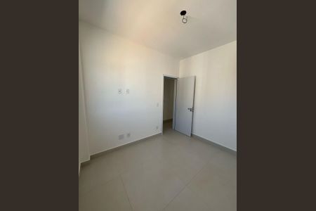 Apartamento para alugar com 60m², 2 quartos e 2 vagasQuarto