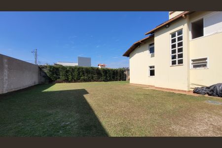 Casa à venda com 1000m², 3 quartos e 4 vagasÁrea comum