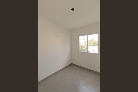 Apartamento à venda com 85m², 2 quartos e 2 vagasSuíte 