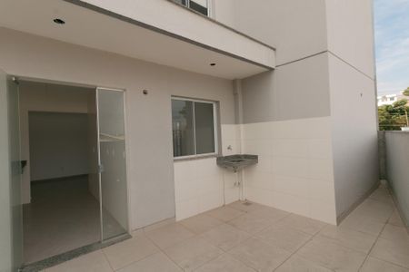 Apartamento à venda com 85m², 2 quartos e 2 vagasÁrea de Serviço