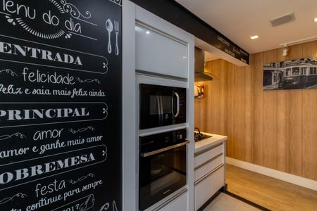 Apartamento para alugar com 75m², 2 quartos e 2 vagasCozinha