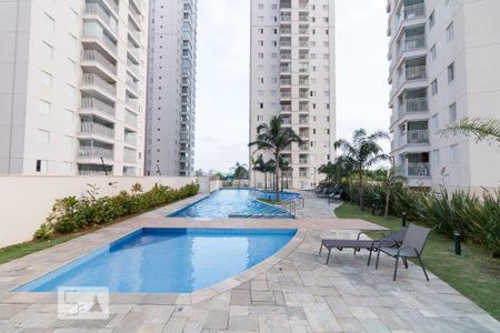 Apartamento para alugar com 75m², 2 quartos e 2 vagasArea Comum - Piscina